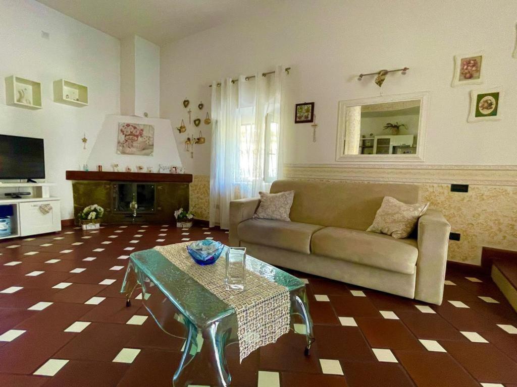 Holiday House Il Castello Di Anna Apartment Vietri Exterior foto