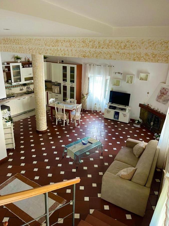 Holiday House Il Castello Di Anna Apartment Vietri Exterior foto