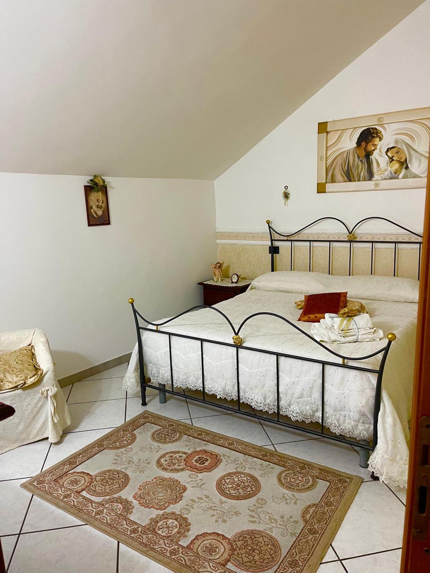 Holiday House Il Castello Di Anna Apartment Vietri Exterior foto